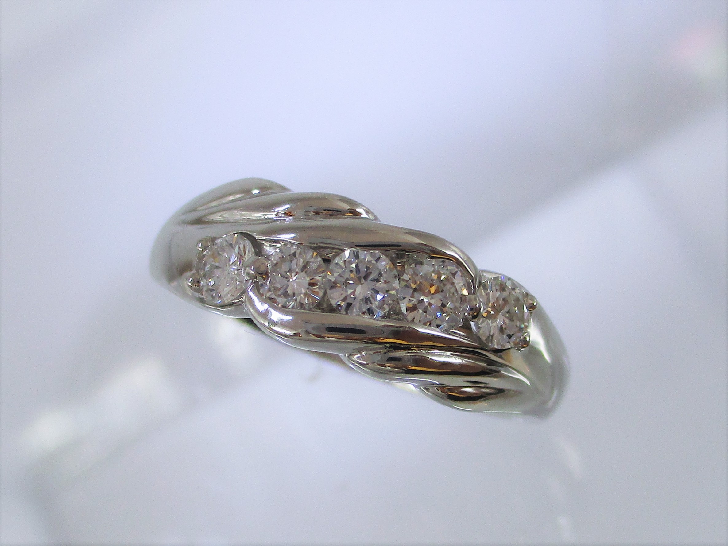 一文字ダイヤの指輪をリメイク。 | ジュエリーリフォーム・修理の専門店｜大阪・豊中にあるRe:Switch