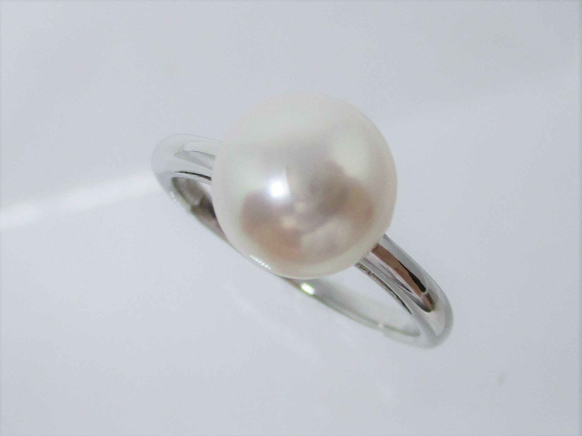 フォーマルで使えるシンプルな真珠の指輪にリフォーム | ジュエリーリフォーム・修理の専門店｜大阪・豊中にあるRe:Switch